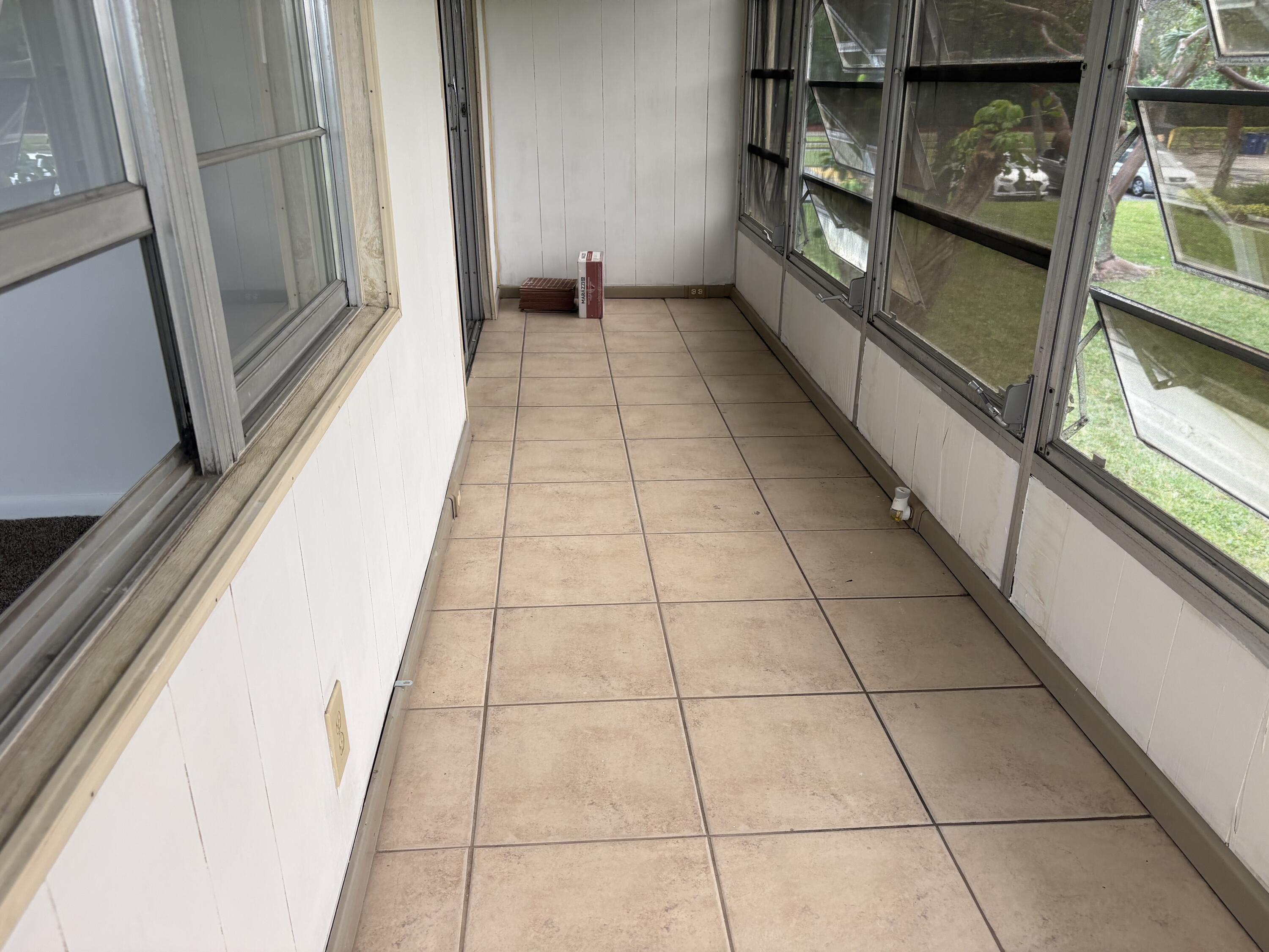 186 Dorset East Boca Raton, FL 33434 - Photo 21 of 23 IMG_0333