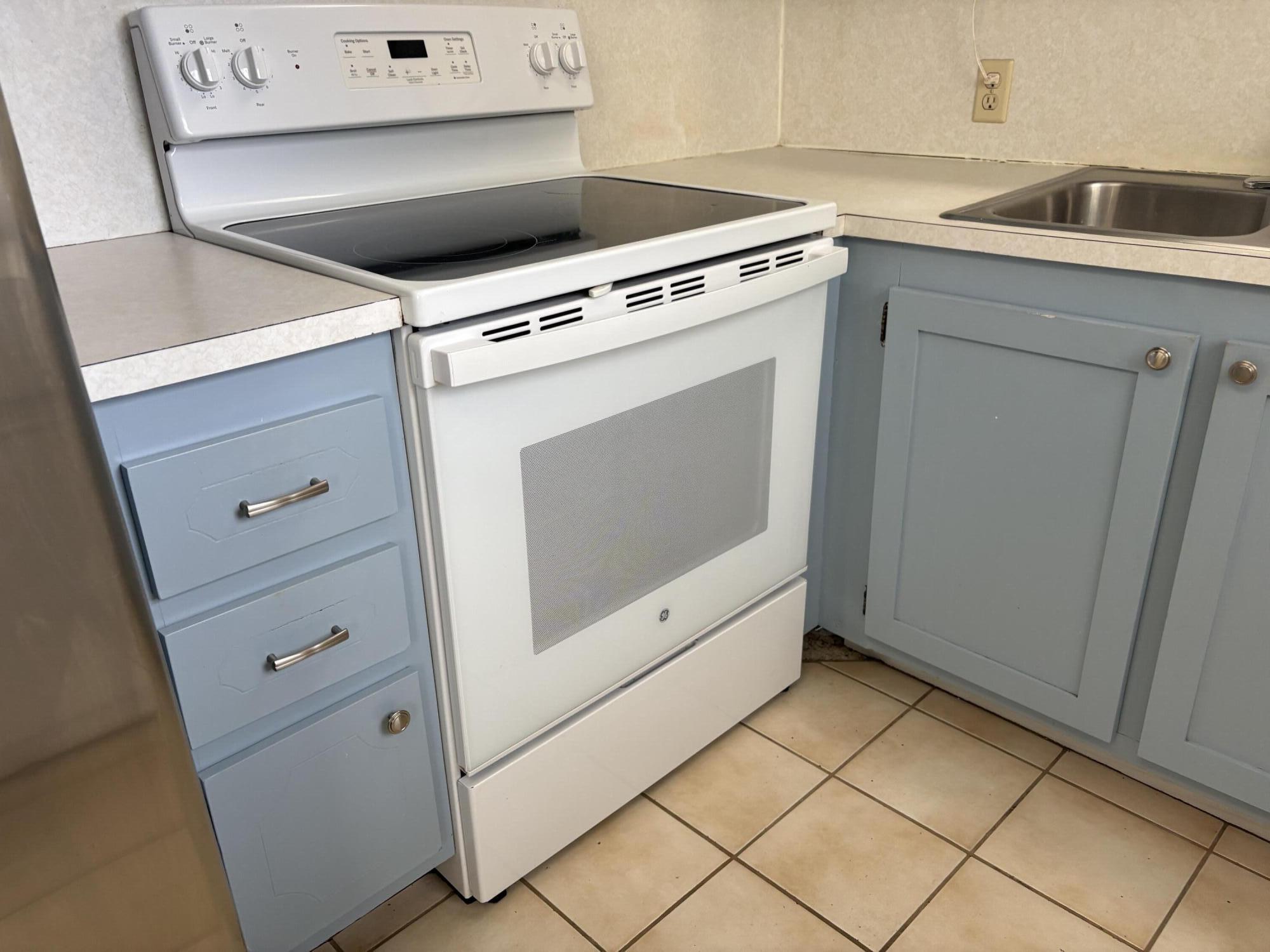 186 Dorset East Boca Raton, FL 33434 - Photo 6 of 23 IMG_0318