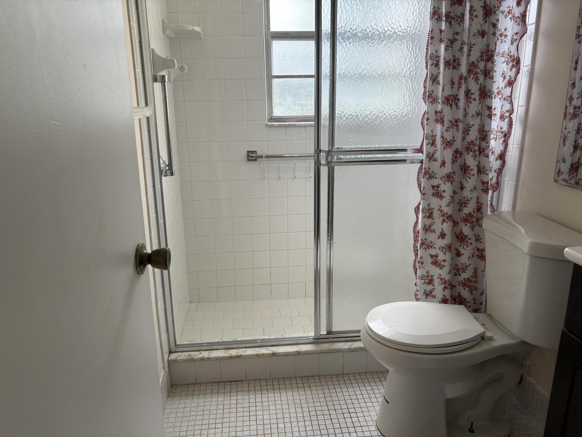 186 Dorset East Boca Raton, FL 33434 - Photo 10 of 23 IMG_0322