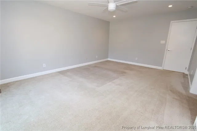 a view of empty room with window