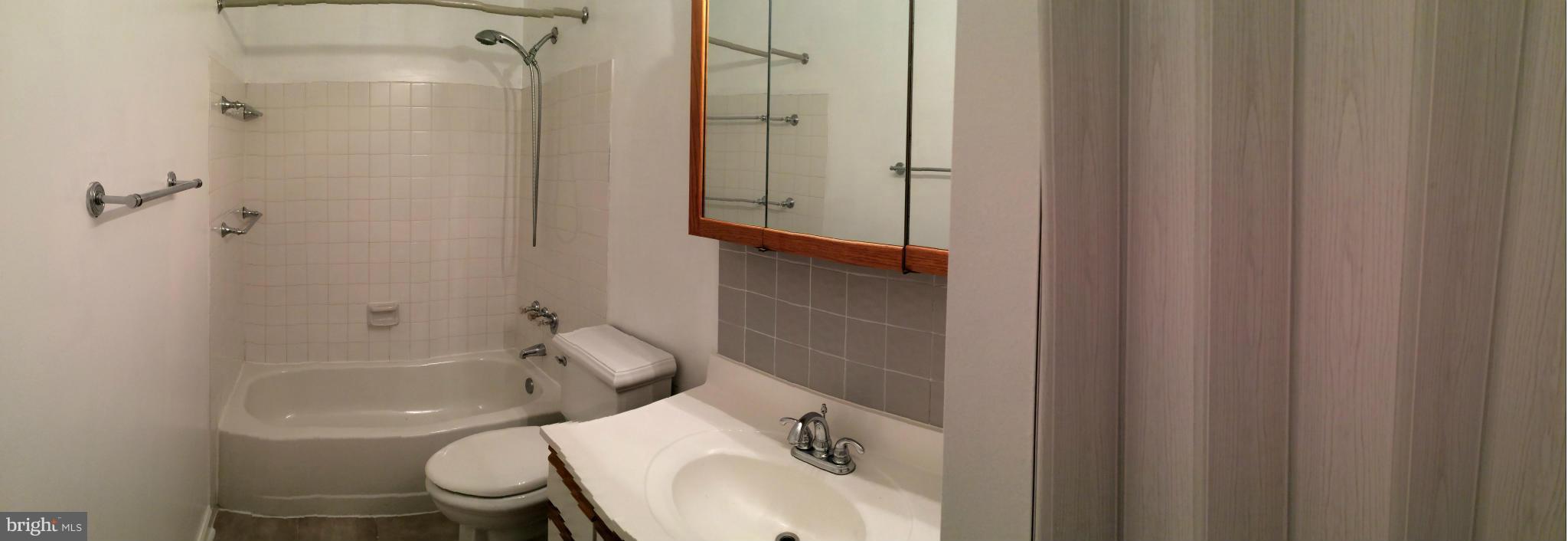 9035 North Laurel Road, Unit J Laurel, MD 20723 - Photo 7 of 8 Bath