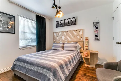 $280,000 | 4727 Bradford Drive, Unit 4727B, Dallas, TX 75219