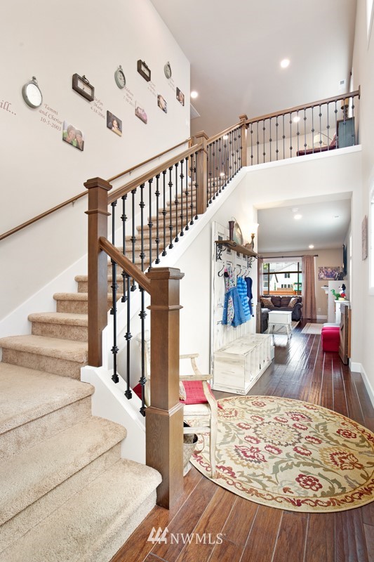 3232 179th Place Southeast Bothell, WA 98012 - Photo 3 of 23 Gallery Image 3