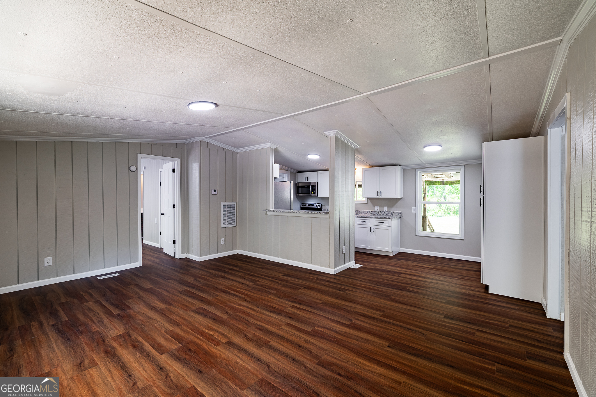 256 Madison Boulevard Colbert, GA 30628 - Photo 4 of 18