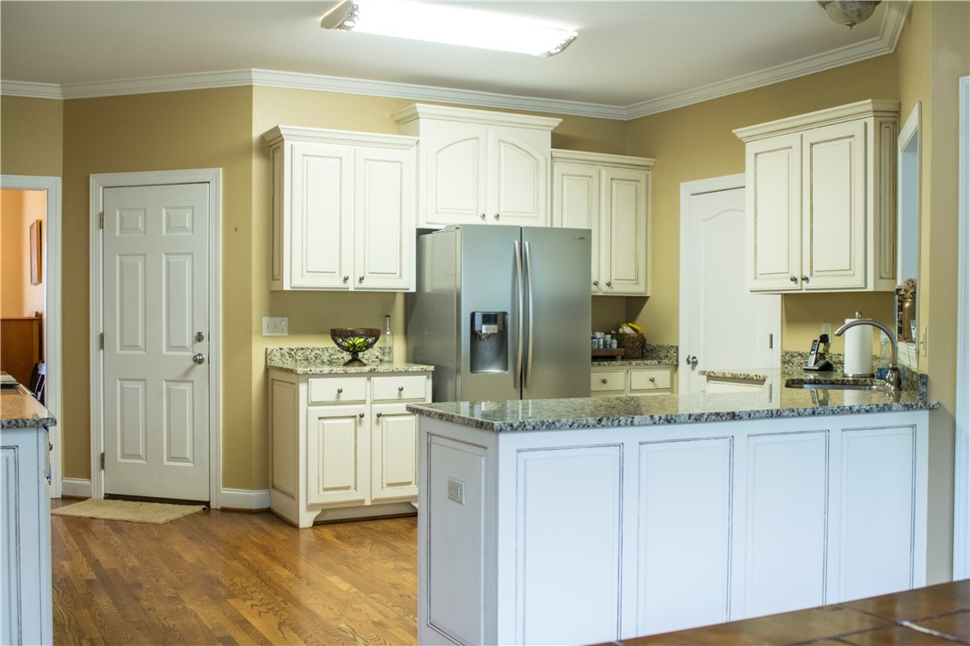 114 Cayman Way Anderson, SC 29621 - Photo 8 of 18