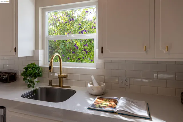 $928,000 | 1945 Bradhoff Avenue, San Leandro, CA 94577