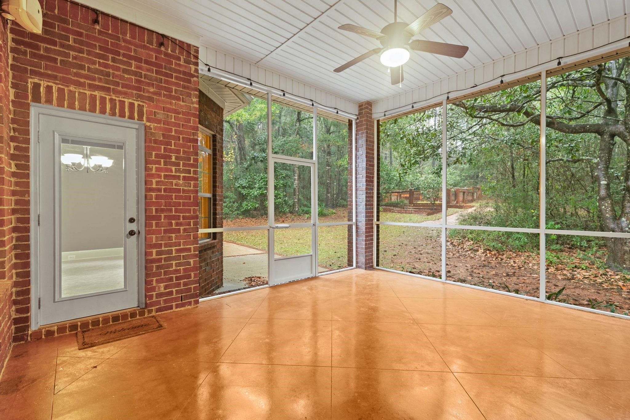 8955 North Lamhatty Lane Daphne, AL 36526 - Photo 31 of 73 Sun Room