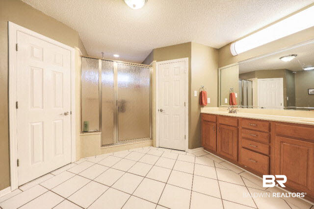 28395 Canal Road Orange Beach, AL 36561 - Photo 11 of 45 Master Bathroom