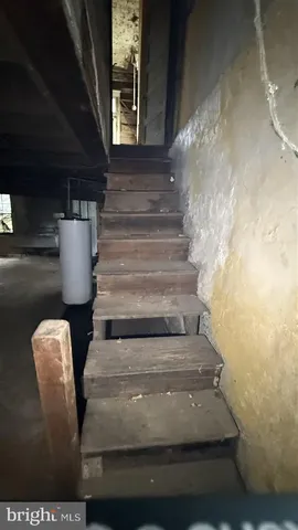 a view of a livingroom with a fireplace