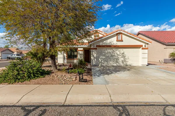 $2,150 | 13864 West Ironwood Street, Surprise, AZ 85374