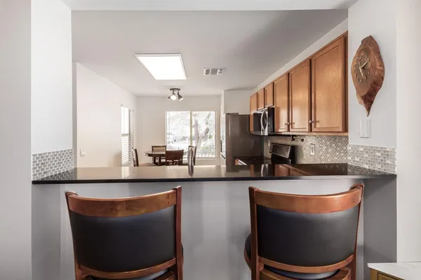 $2,150 | 13864 West Ironwood Street, Surprise, AZ 85374