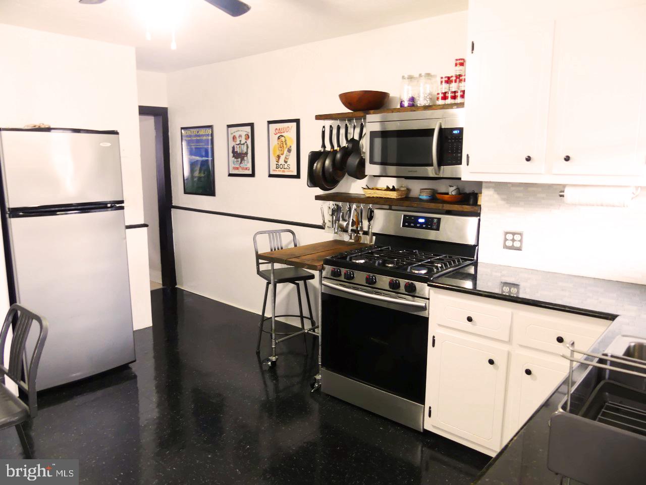 236 East Middle Street Gettysburg, PA 17325 - Photo 12 of 48