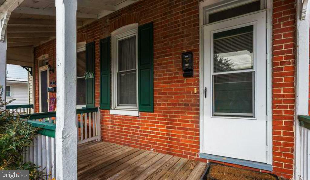 236 East Middle Street Gettysburg, PA 17325 - Photo 4 of 48