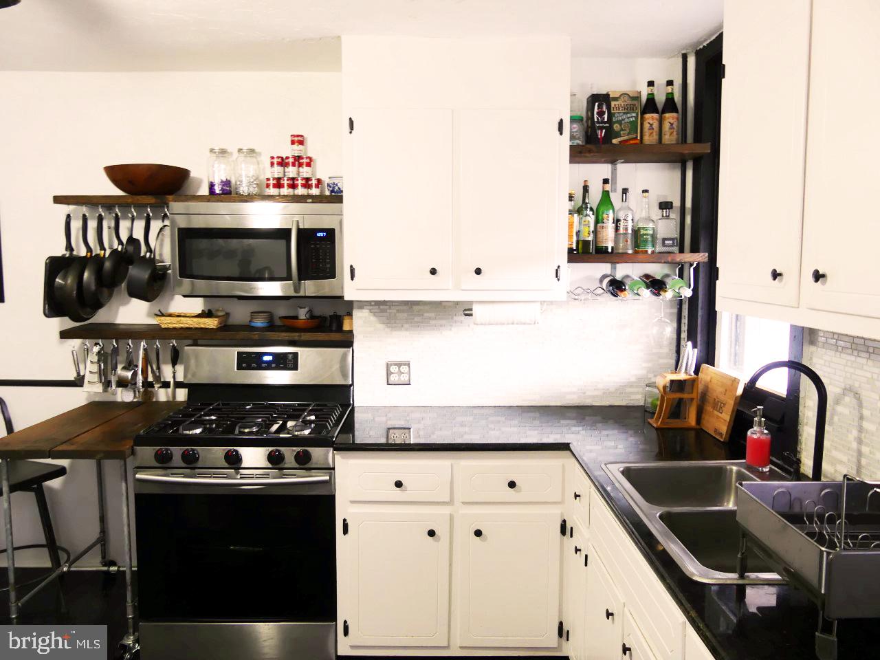 236 East Middle Street Gettysburg, PA 17325 - Photo 6 of 48