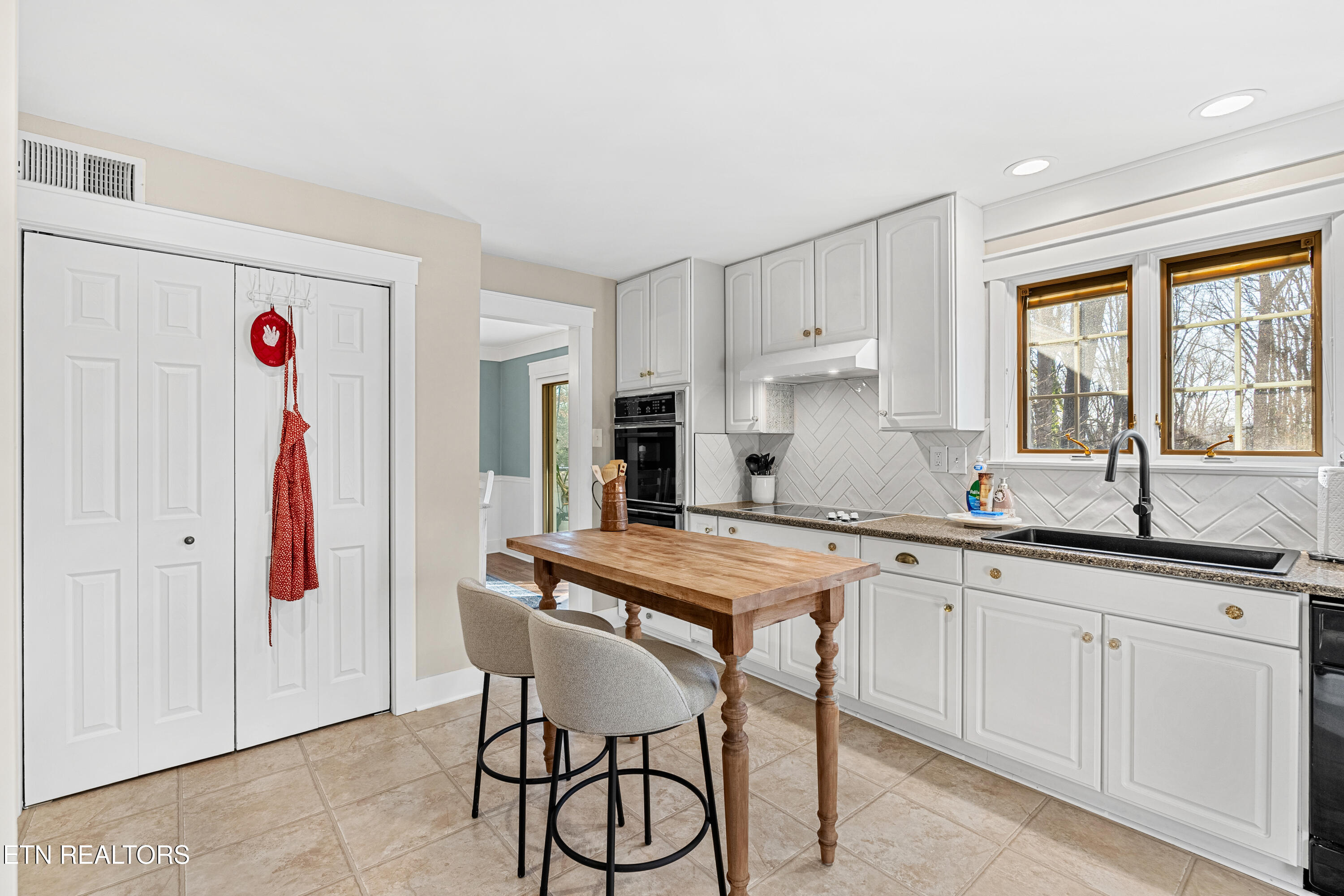 135 Normandy Road Oak Ridge, TN 37830 - Photo 16 of 36 Image 16