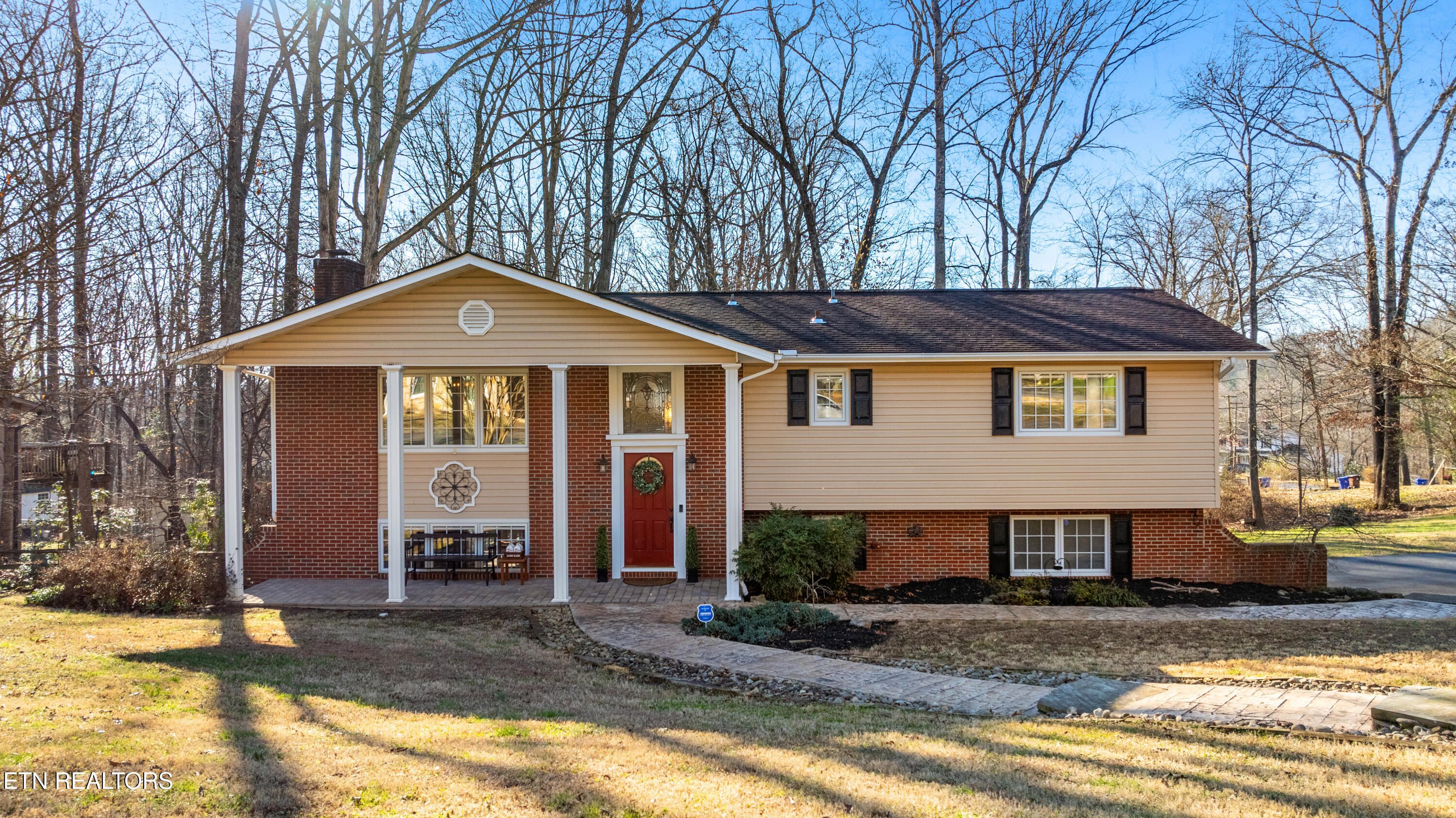 135 Normandy Road Oak Ridge, TN 37830 - Photo 2 of 36 Image 02