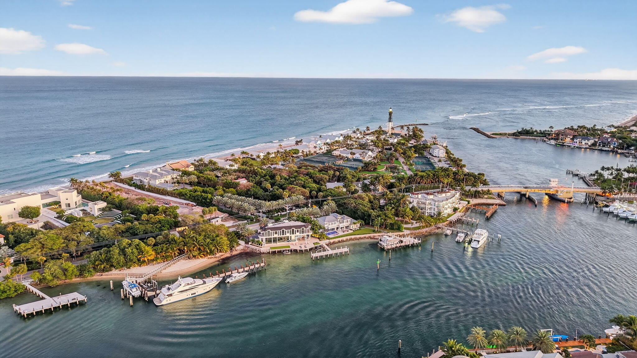 2755 Northeast 28th Avenue, Unit E2 Lighthouse Point, FL 33064 - Photo 57 of 62 70-web-or-mls-DJI_20260127181510_0664_D
