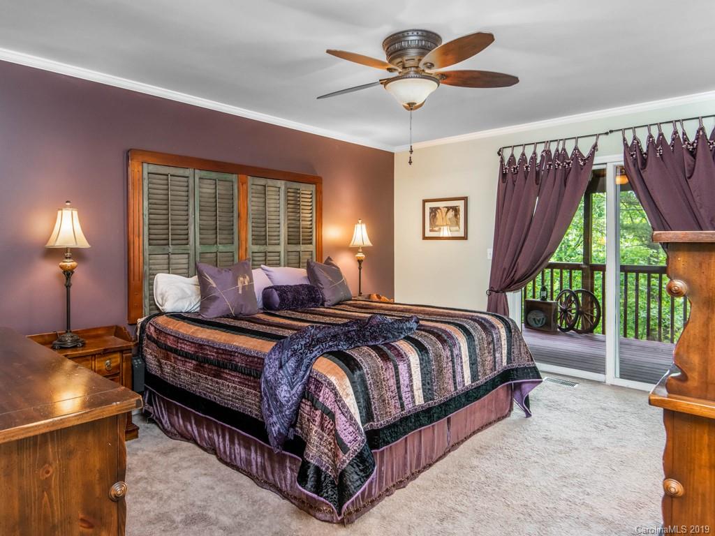 45 Springwood Drive Asheville, NC 28805 - Photo 12 of 36 Gallery Image 12