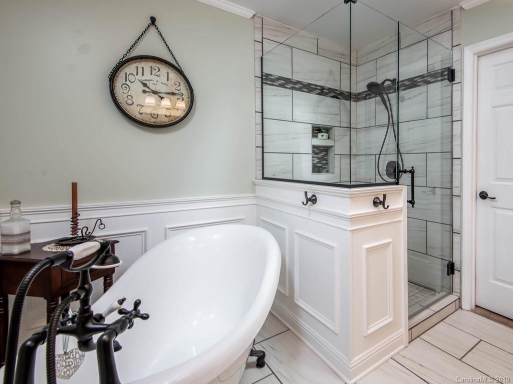 45 Springwood Drive Asheville, NC 28805 - Photo 14 of 36 Gallery Image 14
