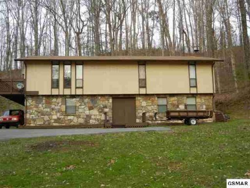875 River Road Sevierville, TN 37876 - Photo 1 of 1 Primary Photo