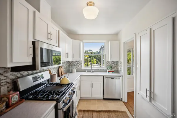 $1,198,000 | 43 El Camino Avenue, San Rafael, CA 94901