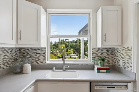 $1,198,000 | 43 El Camino Avenue, San Rafael, CA 94901