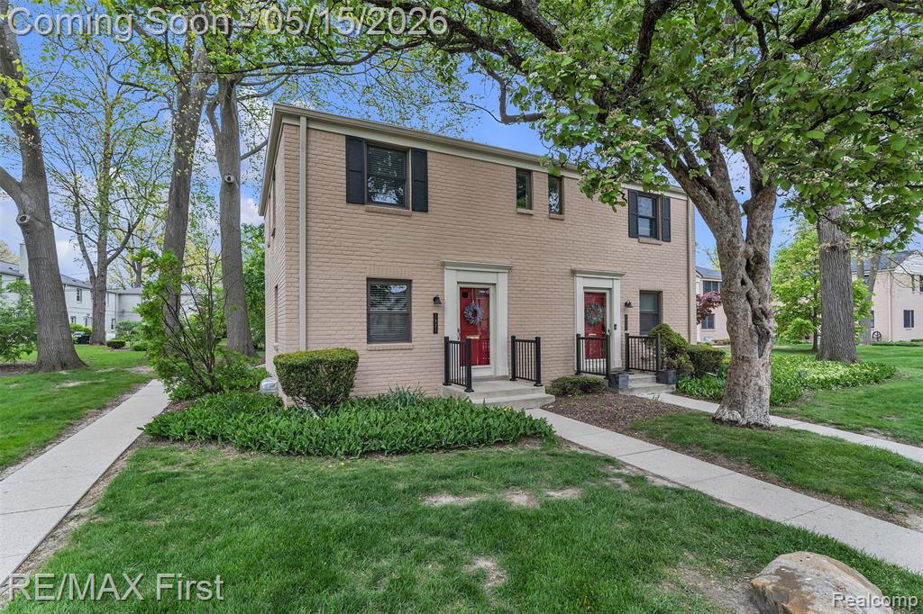 1921 Graefield Road Birmingham, MI 48009 - Photo 2 of 27