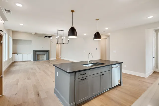 $720,000 | 2120 North Greenbrier Lks Boulevard North, Collierville, TN 38017