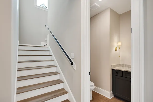 $720,000 | 2120 North Greenbrier Lks Boulevard North, Collierville, TN 38017