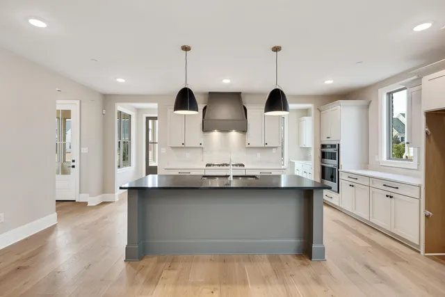 $720,000 | 2120 North Greenbrier Lks Boulevard North, Collierville, TN 38017