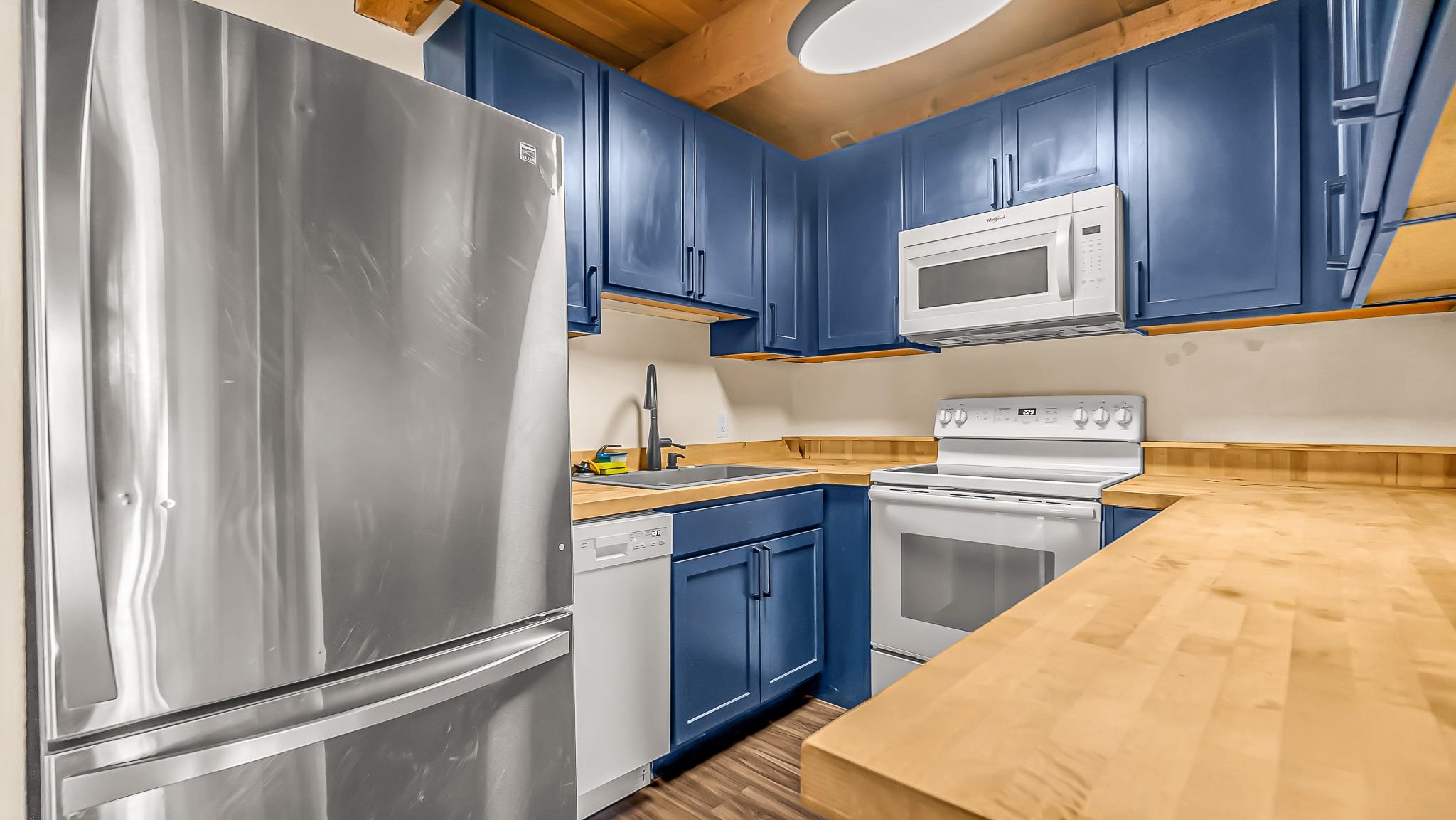 628 S Road Mack, CO 81525 - Photo 7 of 41