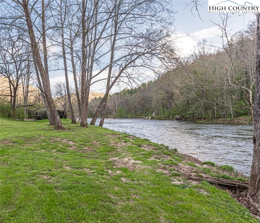 Fred Pugh Road Crumpler, NC 28617 - Photo 14 of 25 Gallery Image 14