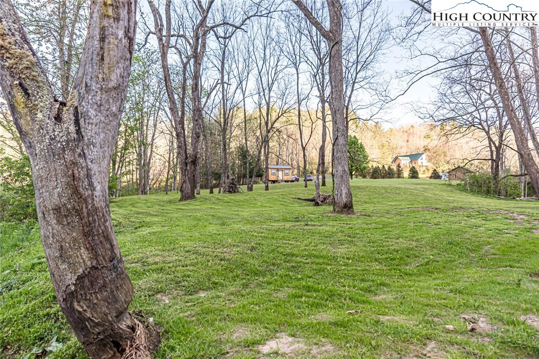 Fred Pugh Road Crumpler, NC 28617 - Photo 16 of 25 Gallery Image 16