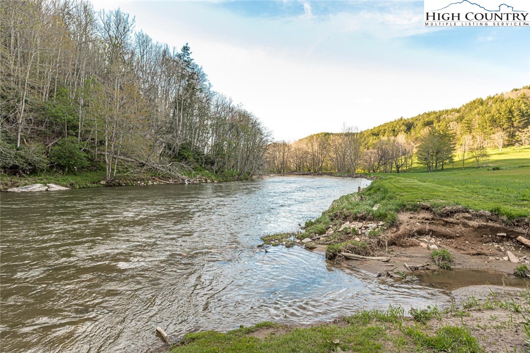 Fred Pugh Road Crumpler, NC 28617 - Photo 19 of 25 Gallery Image 19