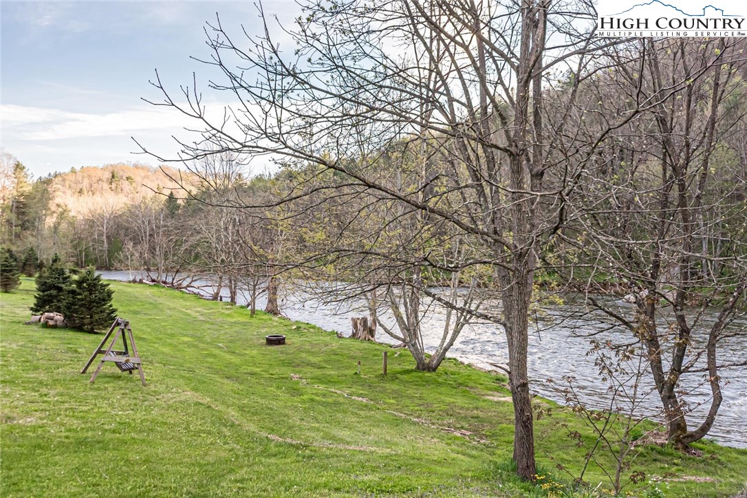 Fred Pugh Road Crumpler, NC 28617 - Photo 7 of 25 Gallery Image 7