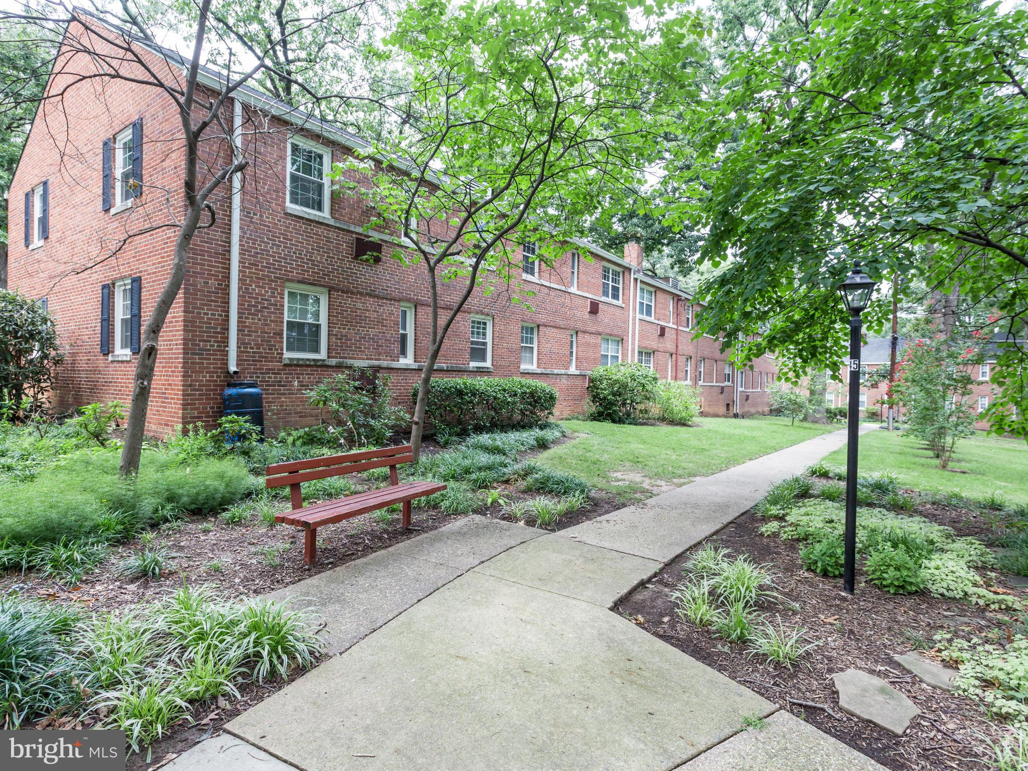 4312 2nd Road North, Unit 2 Arlington, VA 22203 - Photo 16 of 20 Exterior (General)