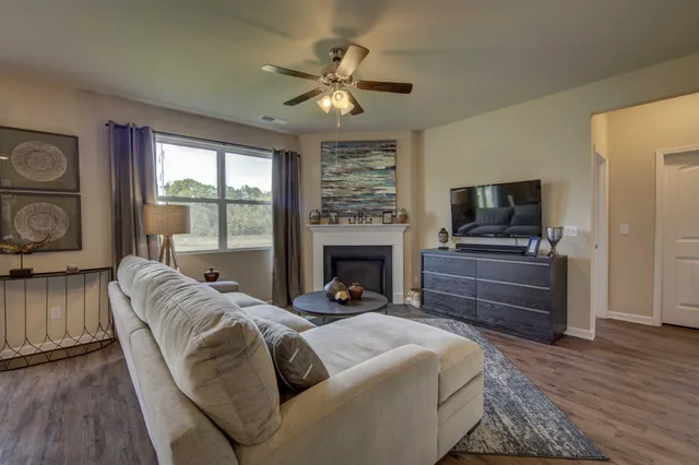 $449,990 | 1518 Mountain View Drive, Lebanon, TN 37090