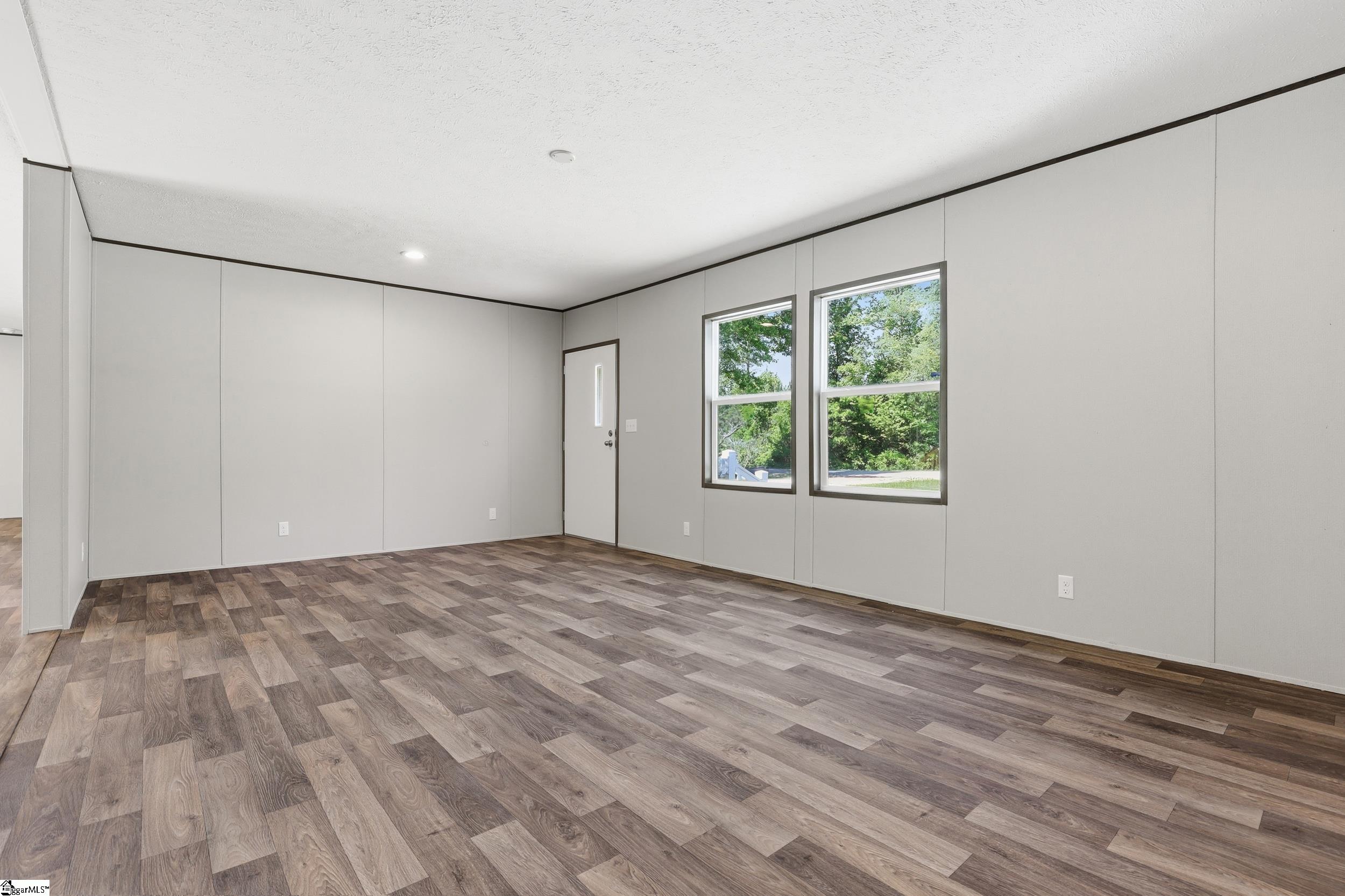 1292 Wilson Road Iva, SC 29655 - Photo 5 of 28