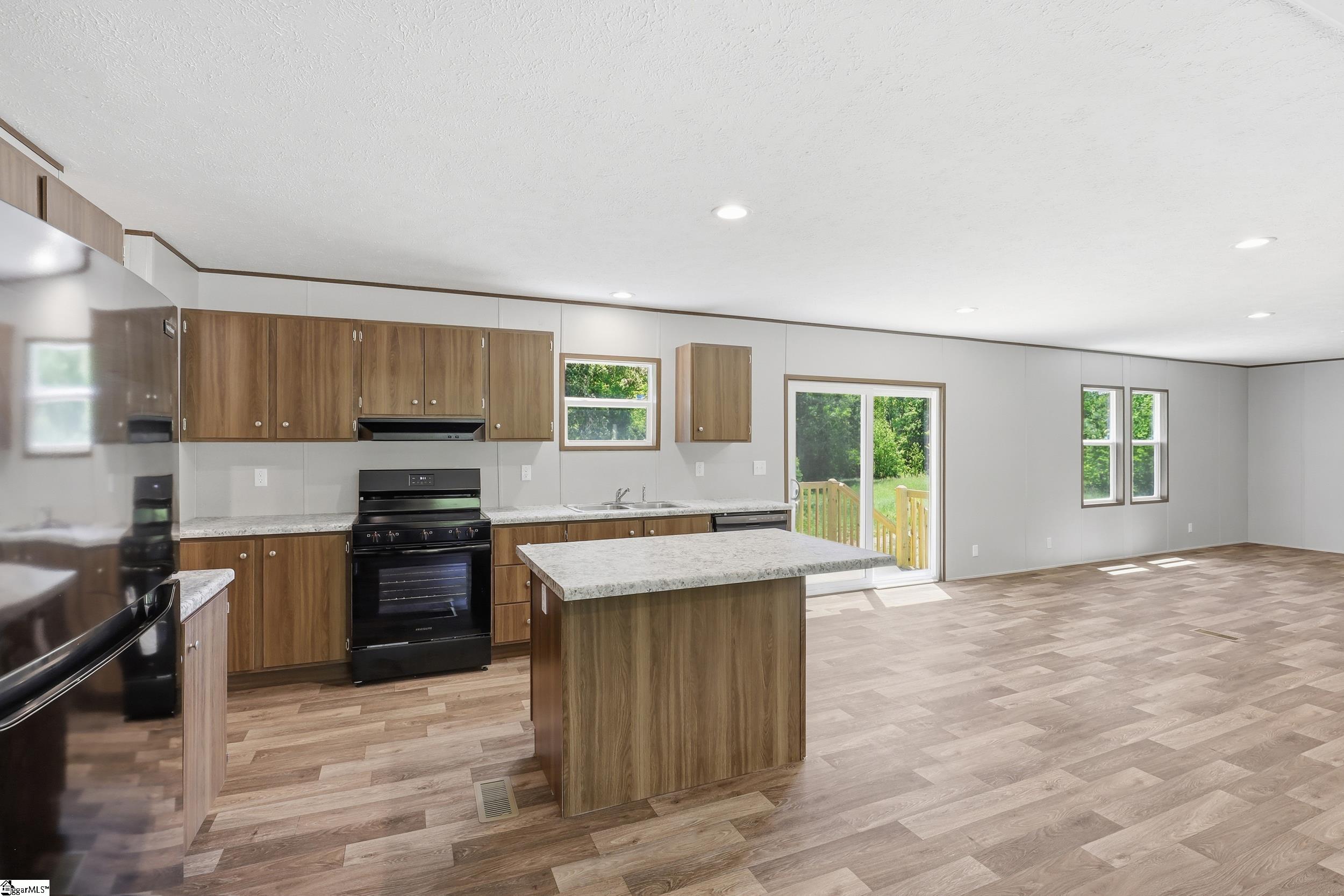 1292 Wilson Road Iva, SC 29655 - Photo 8 of 28