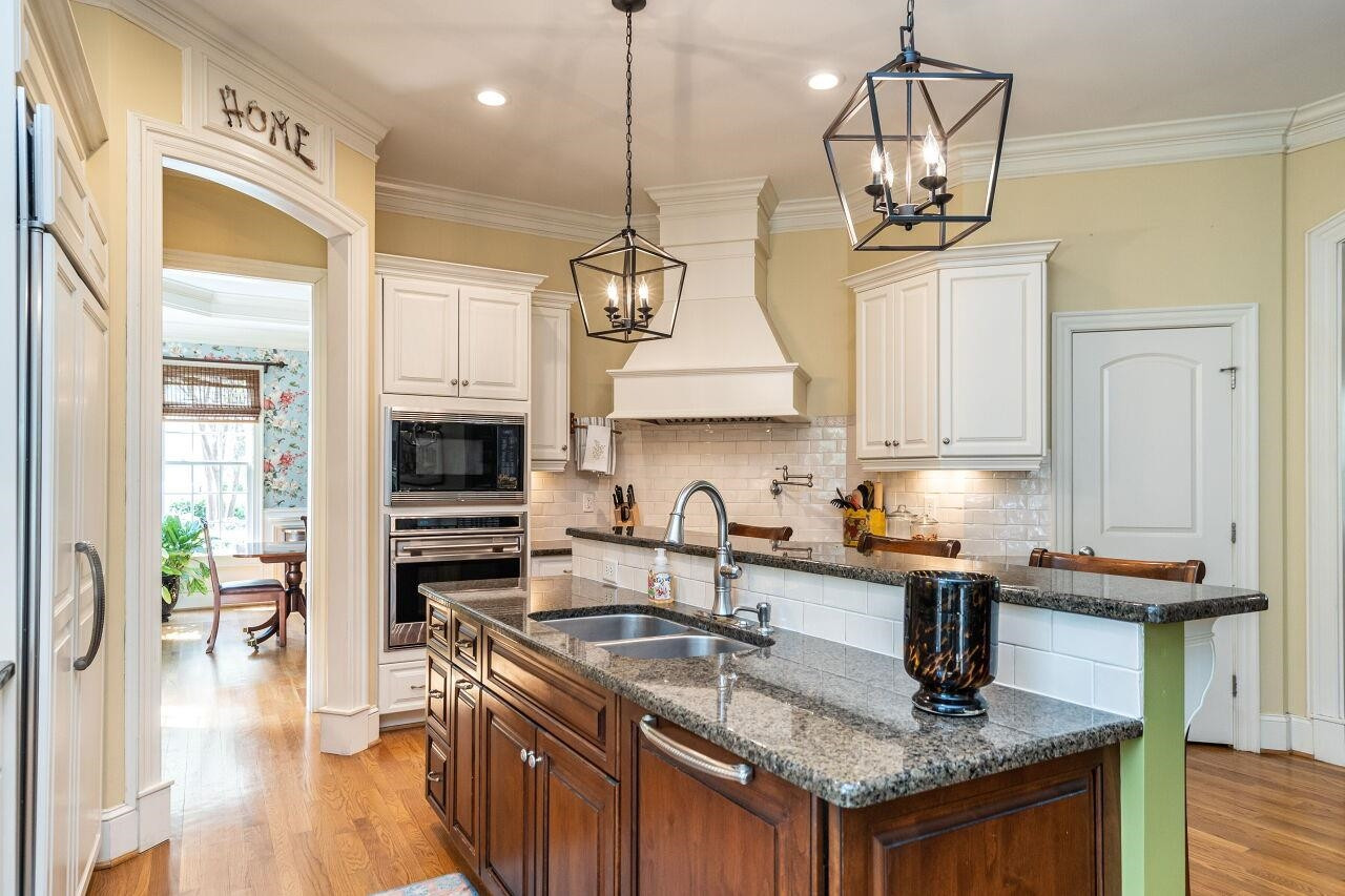 1809 Banbury Road Raleigh, NC 27608 - Photo 14 of 50 Photo 14