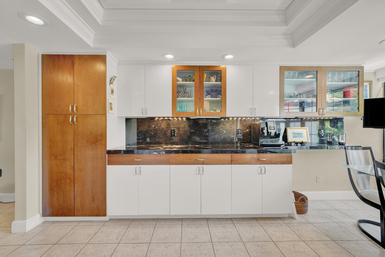 4501 North Ocean Boulevard, Unit TH04 Boca Raton, FL 33431 - Photo 53 of 86 OPEN GOURMET QUARTZITE KITCHEN