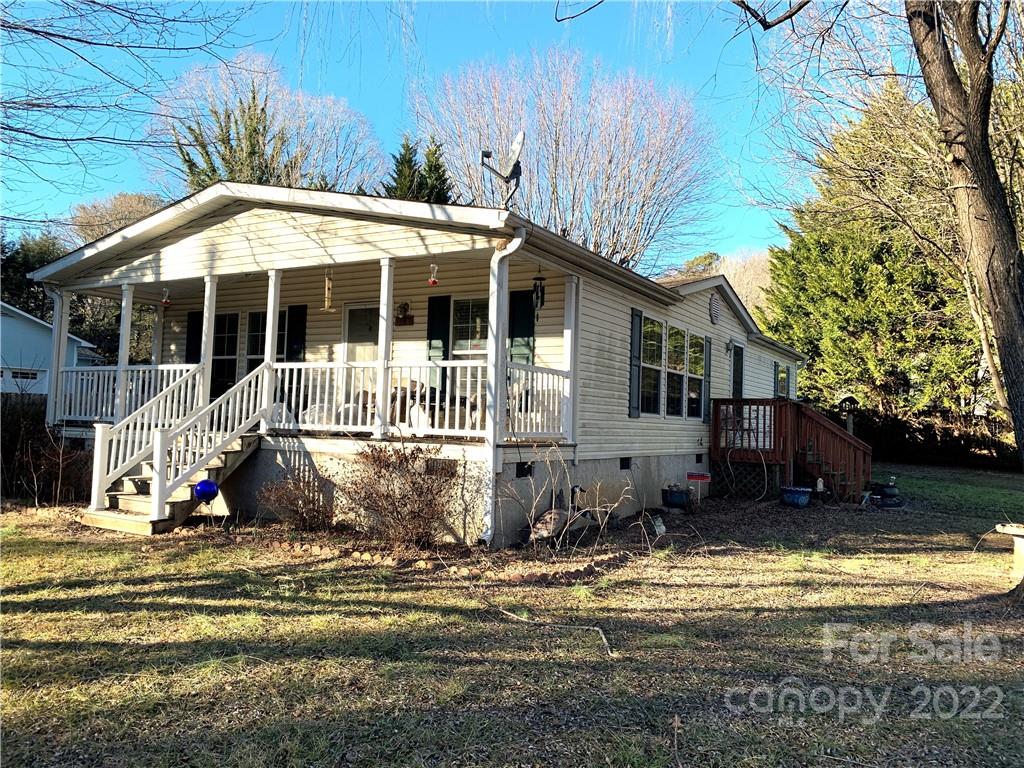 561 Bee Tree Road Swannanoa, NC 28778 - Photo 2 of 18 Gallery Image 2