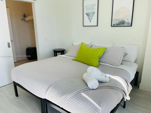 $3,200 | 2000 Metropica Way, Unit 605, Sunrise, FL 33323