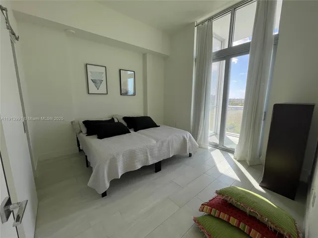 $3,200 | 2000 Metropica Way, Unit 605, Sunrise, FL 33323