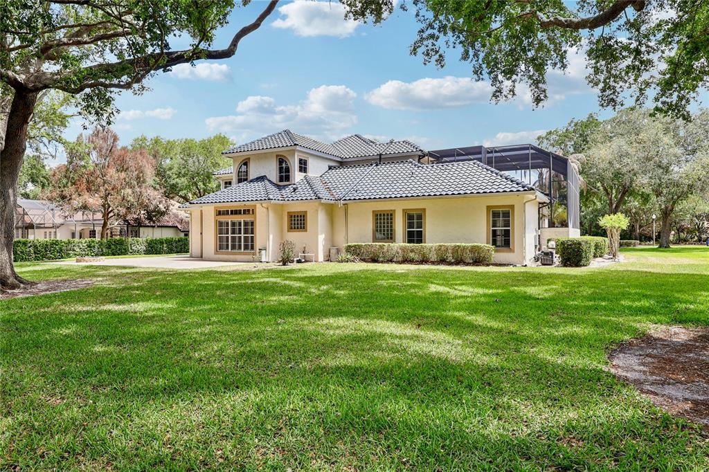 2068 Roberts Point Drive Windermere, FL 34786 - Photo 37 of 81