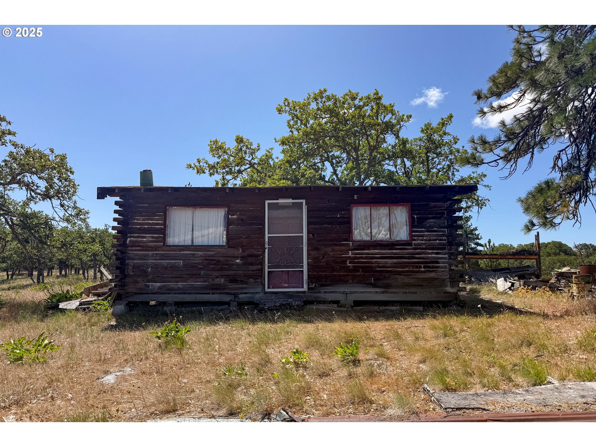 4143200000600 4143200000600th Lyle, WA 98635 - Photo 2 of 27 a view of a house with wooden fence