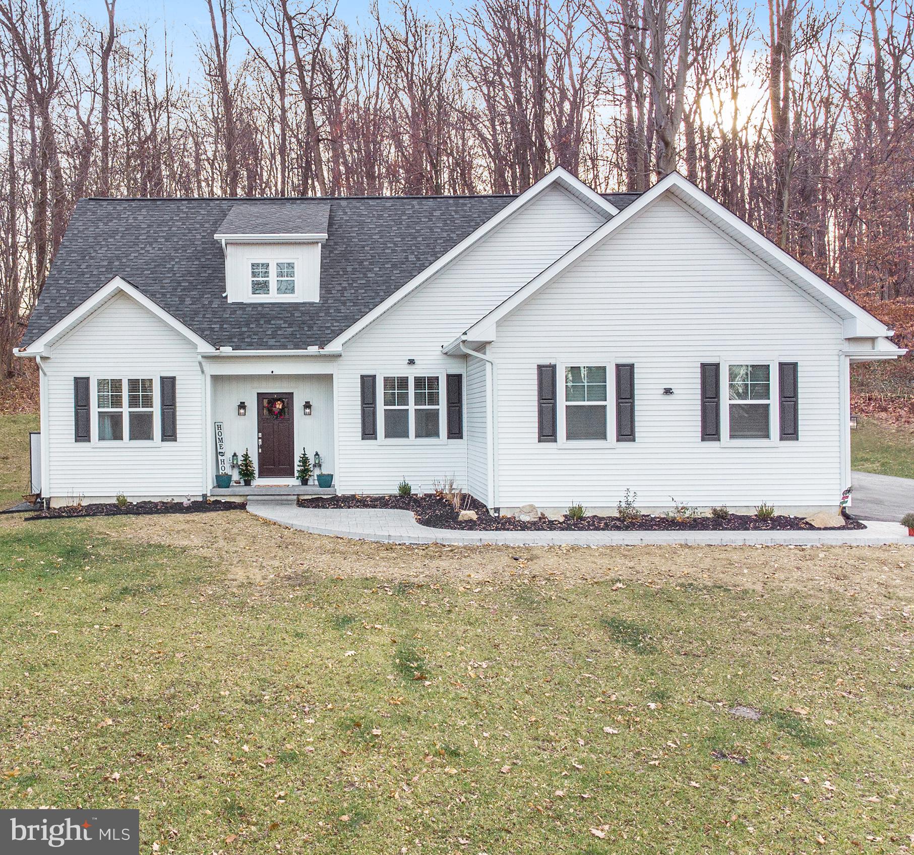 121 Millard Road Elverson, PA 19520 - Photo 1 of 46 Gallery Image 1