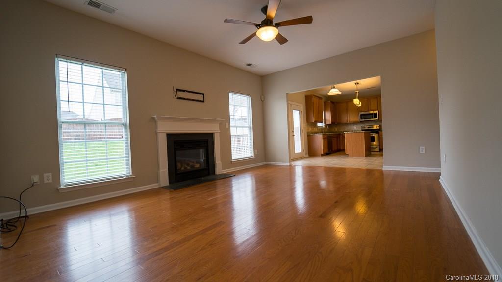 1022 Reigate Road, Unit 103 Charlotte, NC 28262 - Photo 7 of 21 Gallery Image 7