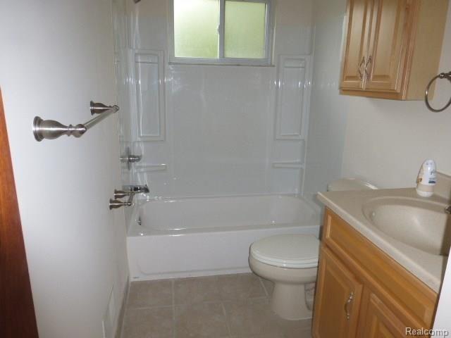 5102 East 11 Mile Road Warren, MI 48091 - Photo 15 of 24 2015-06-12 13.34