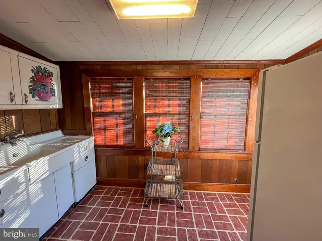 $1,700 | 314 North West Street, Culpeper, VA 22701